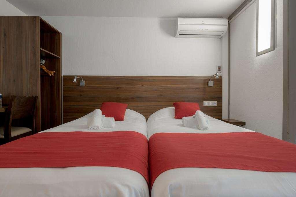 Brit Hotel Plaisance A9/A61 นาร์บอนน์ ห้อง รูปภาพ