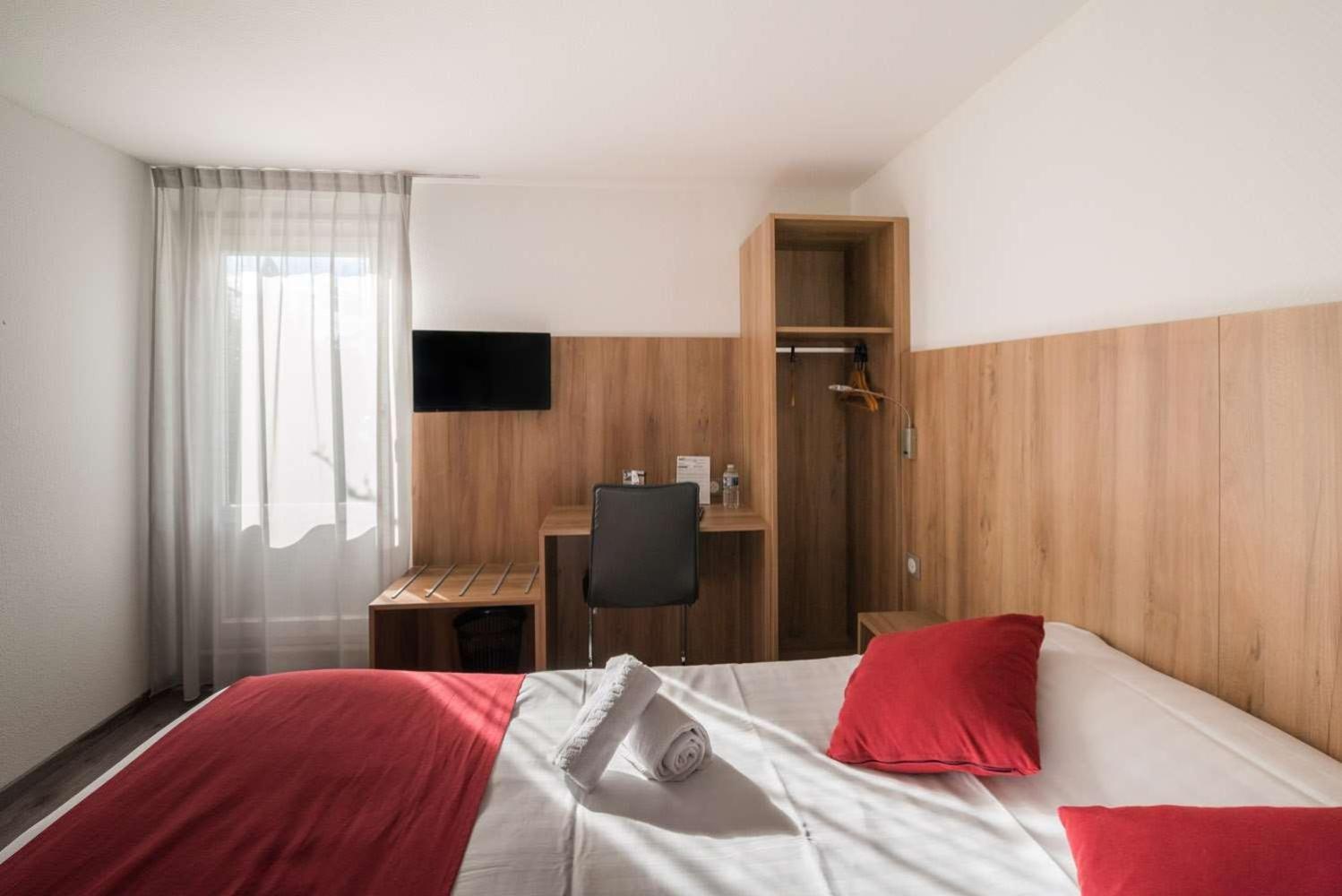 Brit Hotel Plaisance A9/A61 นาร์บอนน์ ภายนอก รูปภาพ