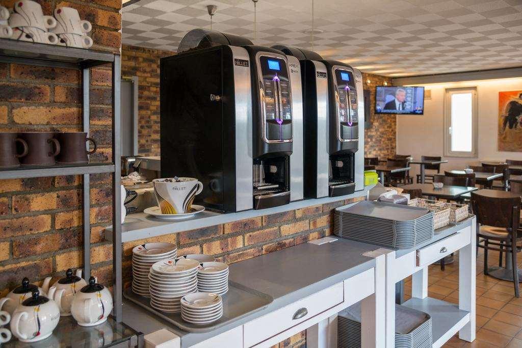 Brit Hotel Plaisance A9/A61 นาร์บอนน์ ร้านอาหาร รูปภาพ