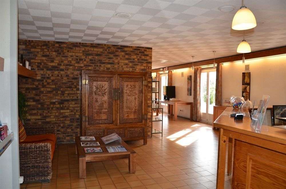 Brit Hotel Plaisance A9/A61 นาร์บอนน์ ภายนอก รูปภาพ