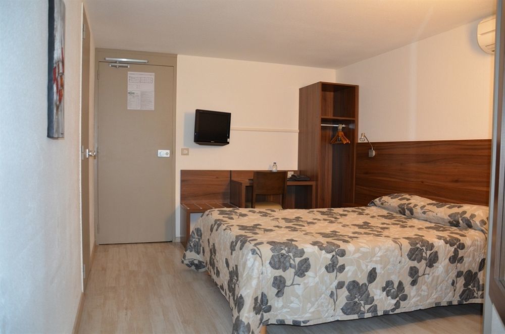 Brit Hotel Plaisance A9/A61 นาร์บอนน์ ภายนอก รูปภาพ